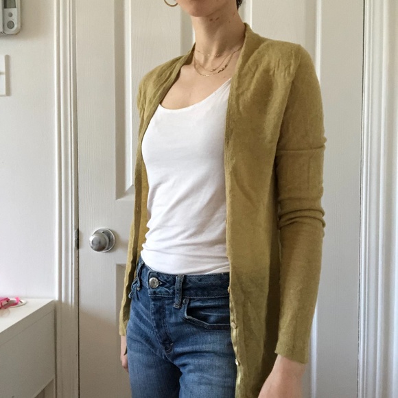 Boyfriend jean and green top! - Picture 9 of 14